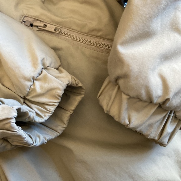 LL Bean warm-up jacket Women’s Petite XLarge in tan with chocolate lining - Picture 6 of 8